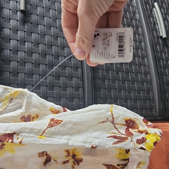 Free People Naya Top in Ivory Fp One Printed Ruffle Button Blouse Size large NWT - Picture 3 of 4